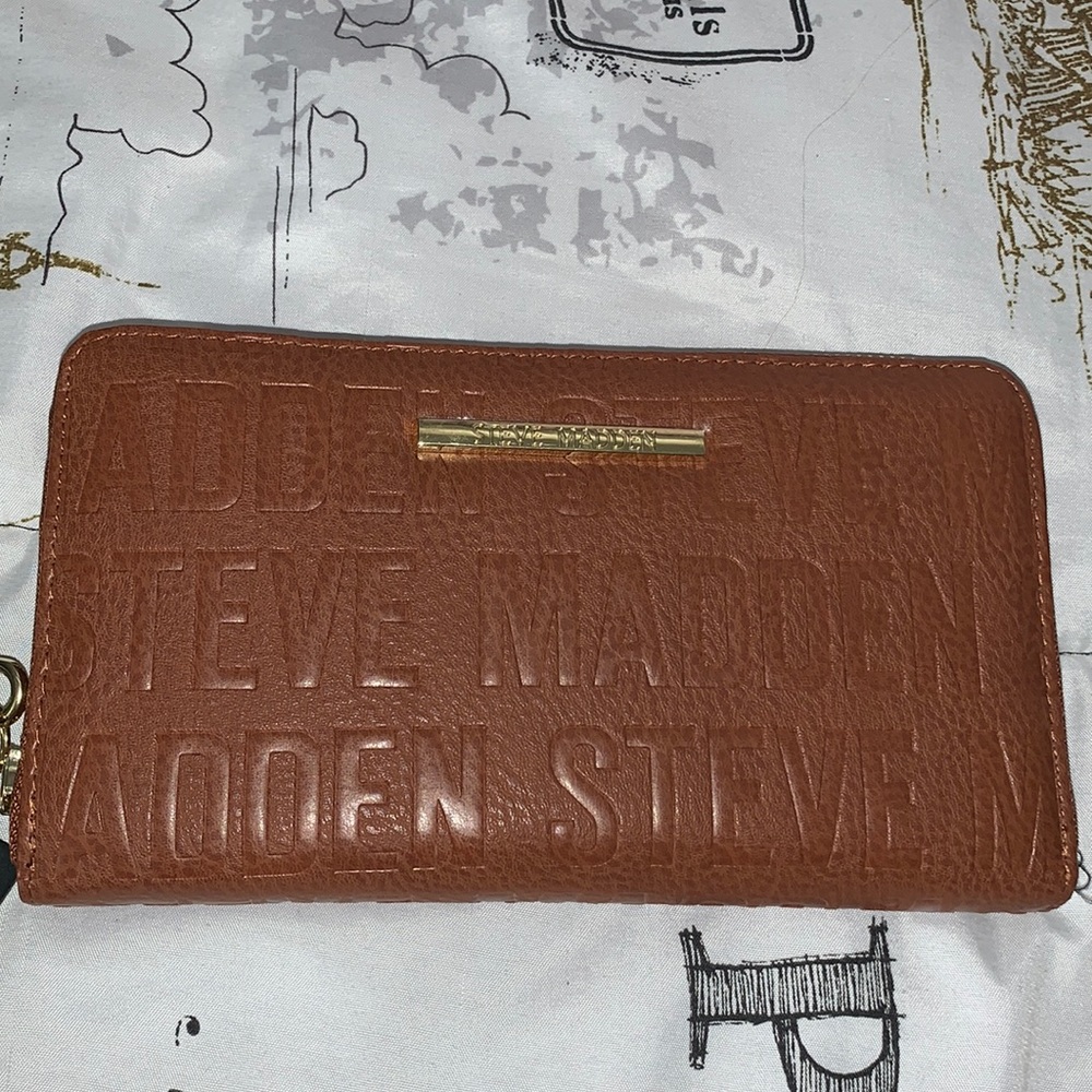 Brown Steve Madden Wallet
